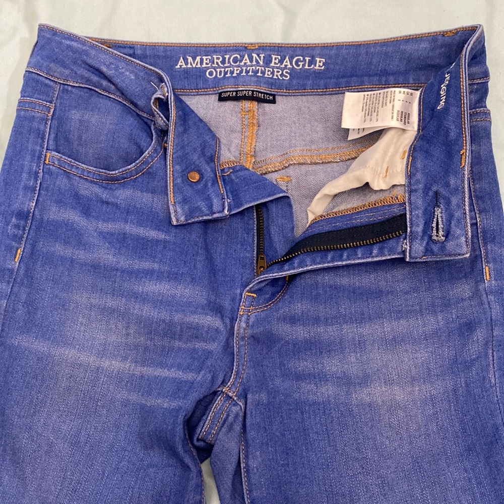 mid rise stretchy American Eagle jeans